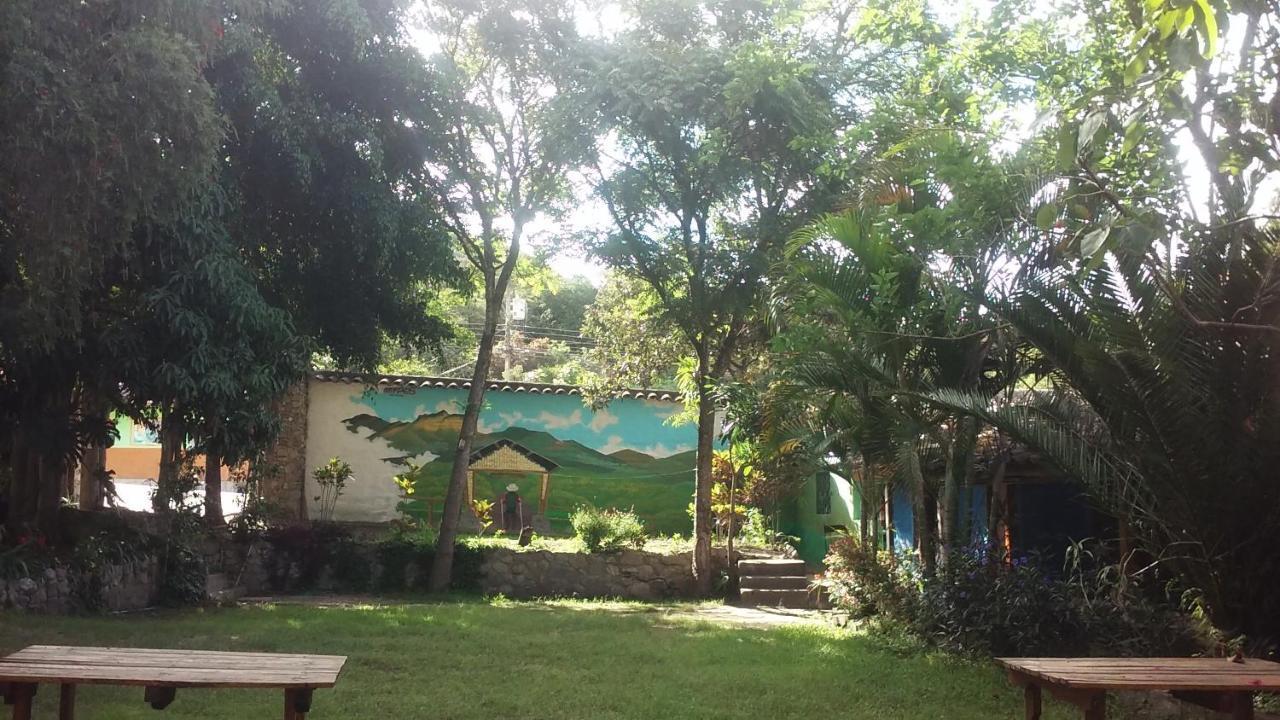 Residencial Valle Sagrado-Vilcabamba Buitenkant foto